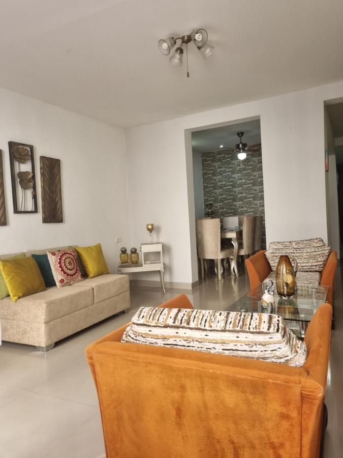 Casa Rebecca 39-41 * Cartagena