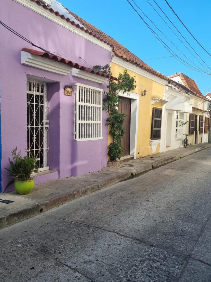 Casa Rebecca 39-41 Homestay *
