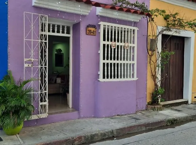 Casa Rebecca 39-41